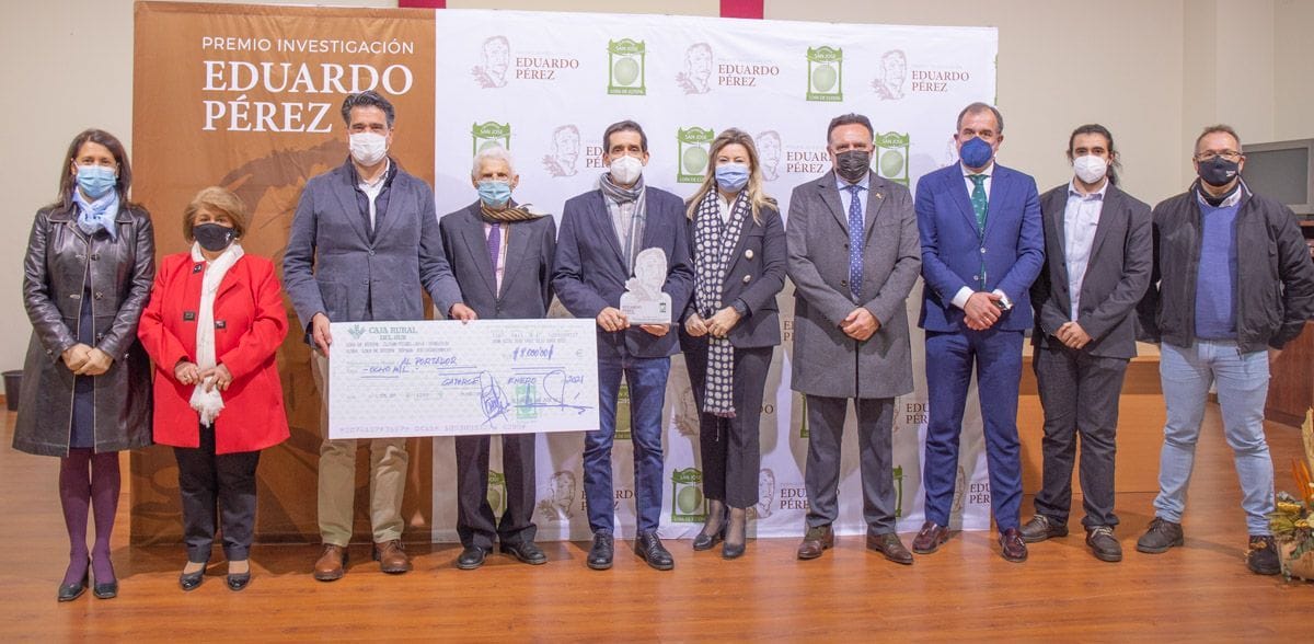III premio de investigación eduardo pérez