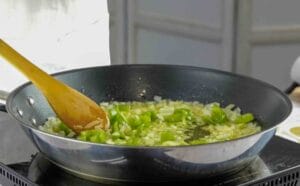 sofrito huevos turcos